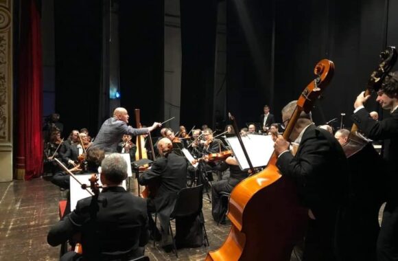 “20 anni per Puccini e Lucca”: domani il grande evento al Teatro del Giglio “20 anni per Puccini e Lucca”: domani il grande evento al Teatro del Giglio