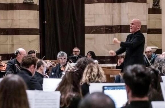 C’È ANCORA BISOGNO DEL TUO AIUTO, SOSTIENI L’OFL: DONA ALL’ORCHESTRA FILARMONICA DI LUCCA